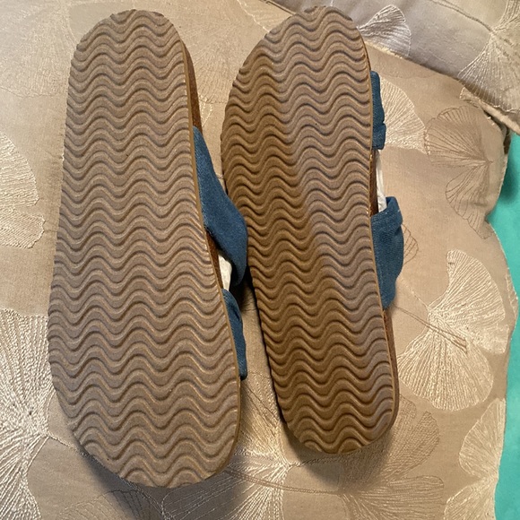 Sun + Stone Denim Sandals 8M women’s slides “Astridd” Denim - Picture 6 of 11